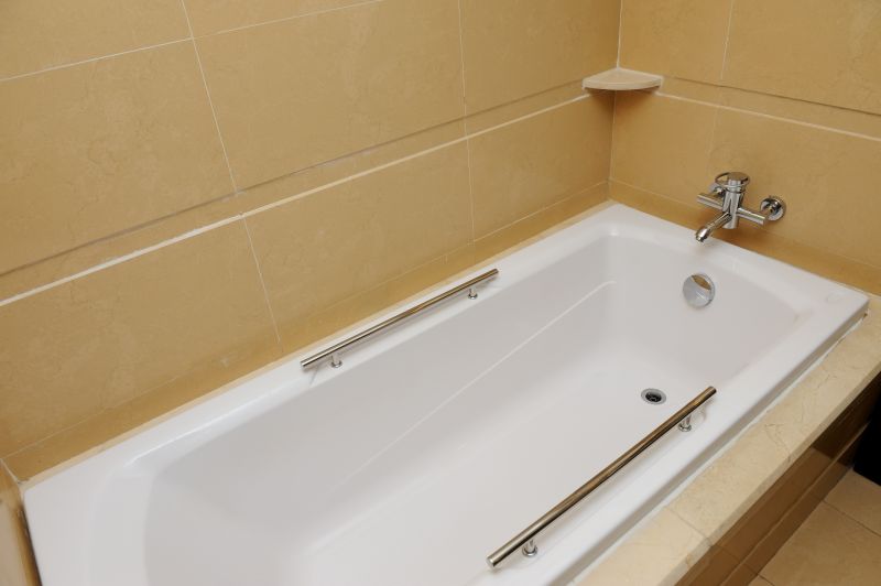Porcelain Tub Resurfacing in Denver, CO