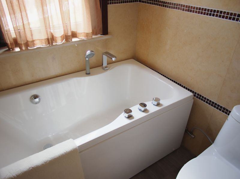 Tub Refinishing in Denver County, CO